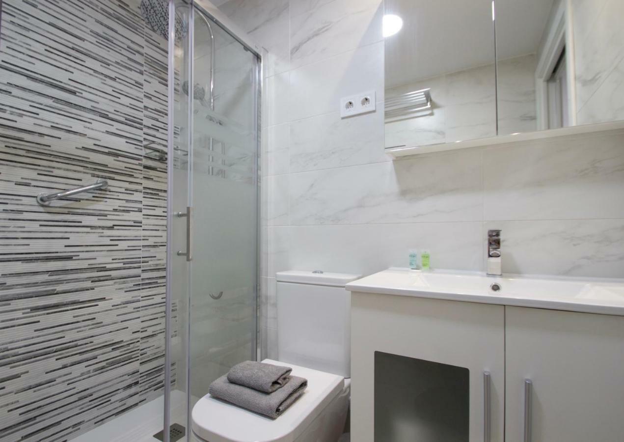 R&E Apartments Torremolinos Exterior photo